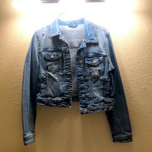 Aeropostale jean jacket great for girls/ kids